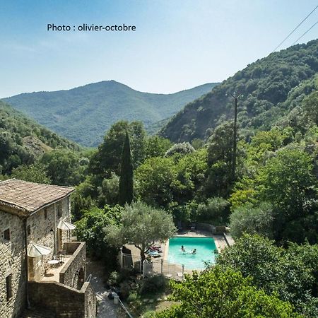 לינה וארוחת בוקר Sumène Domaine De La Carriere מראה חיצוני תמונה
