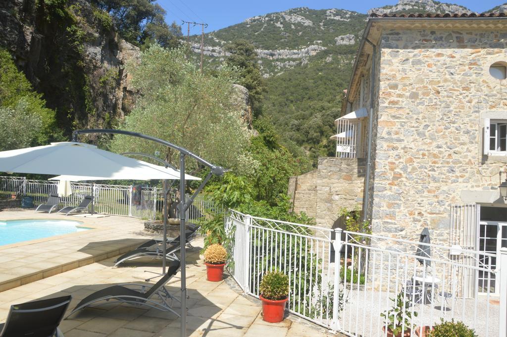 לינה וארוחת בוקר Sumène Domaine De La Carriere מראה חיצוני תמונה